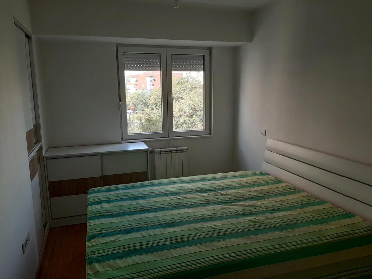 Ivan2020 Apartment Skopje Bagian luar foto